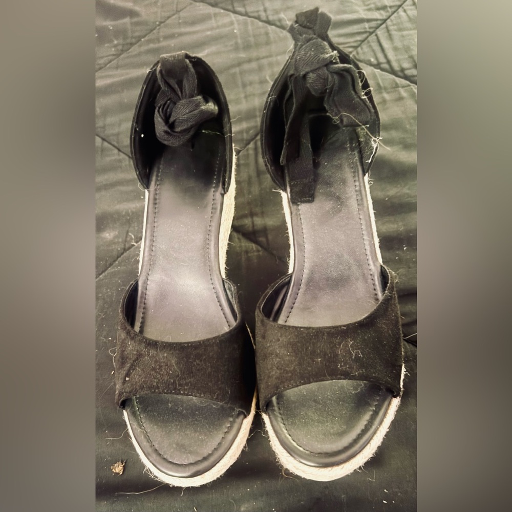 Women’s Black Wedge Sandals-Size 10
